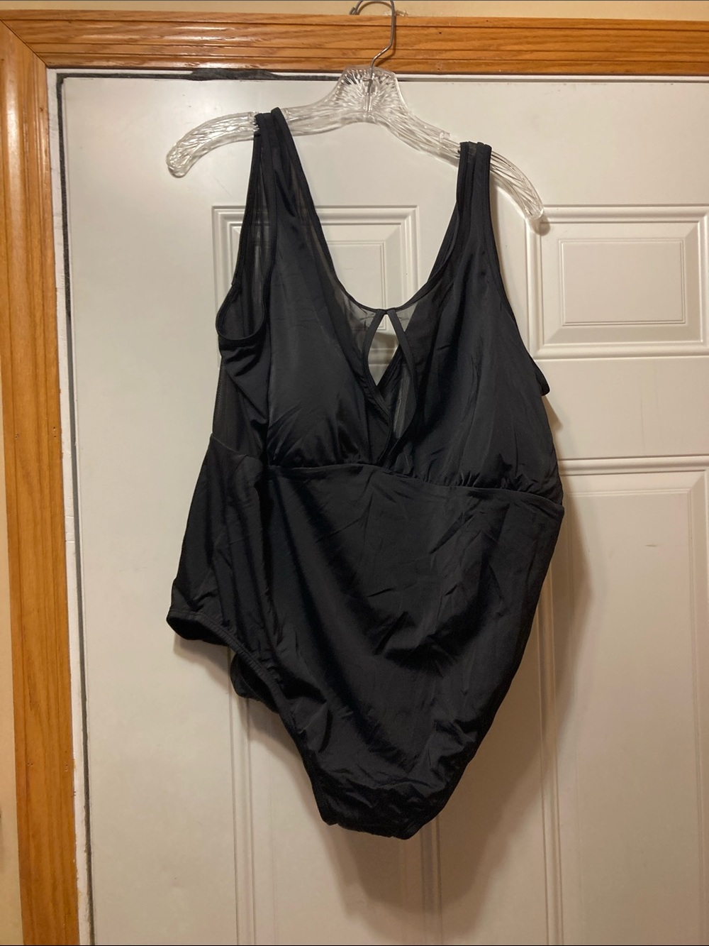Black One-Piece Swimsuit with V-Neck 3Xโ NWT
